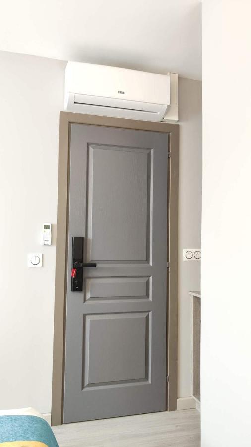 Chambre Pour 2 Personnes Avec Lit Separe Dans La Banlieue Parisienne Bondy Buitenkant foto